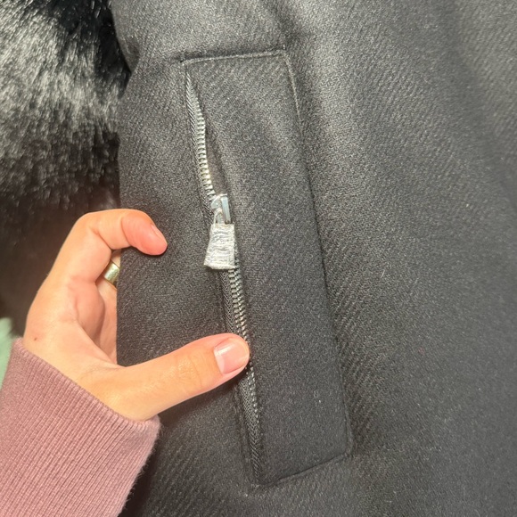 ALO YOGA La Premiere Opulent Faux Fur Stunner Jacket Size S/M - Picture 16 of 16